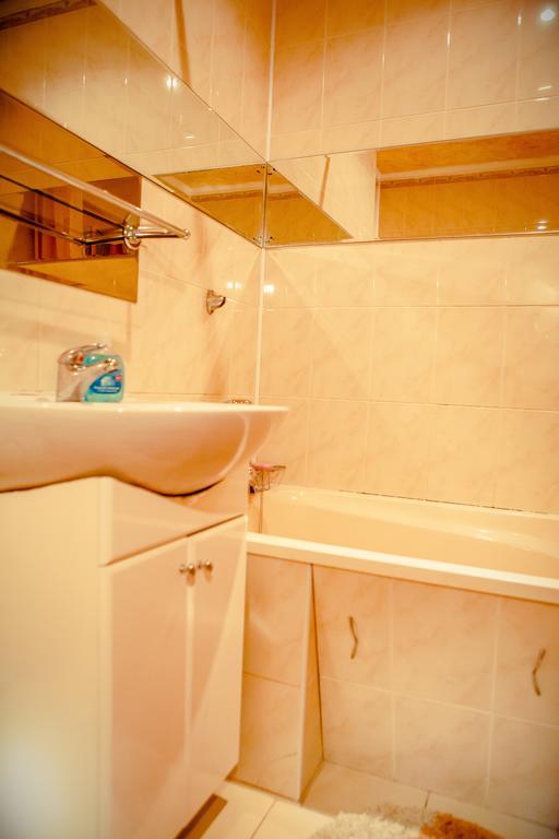 Babylon Apartments Rivne Pokoj fotografie